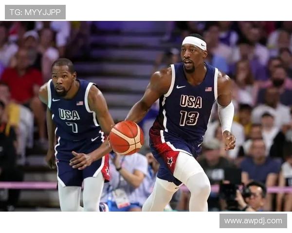 杜兰特赞阿德巴约:他努力的背后故事 杜兰特赞阿德巴约:他努力的背后故事